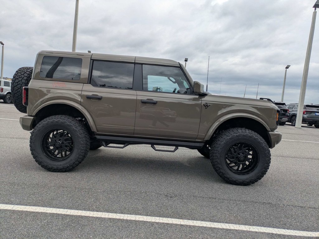 New 2026 Ford Bronco Outer Banks AWD/4WD image 3