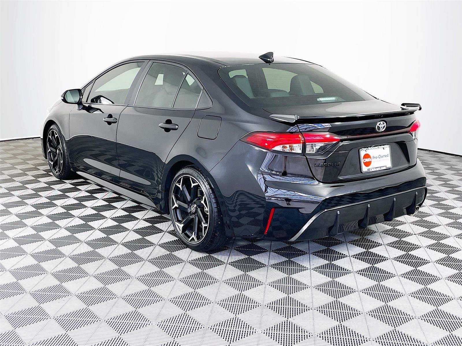 Used 2025 Toyota Corolla FX w/ Convenience Package image 6