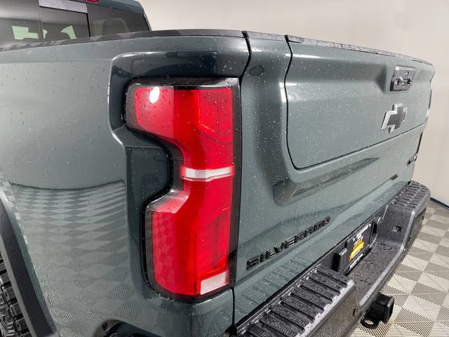 New 2026 Chevrolet Silverado 2500 ZR2 w/ LPO, Dark Essentials Package AWD/4WD image 12