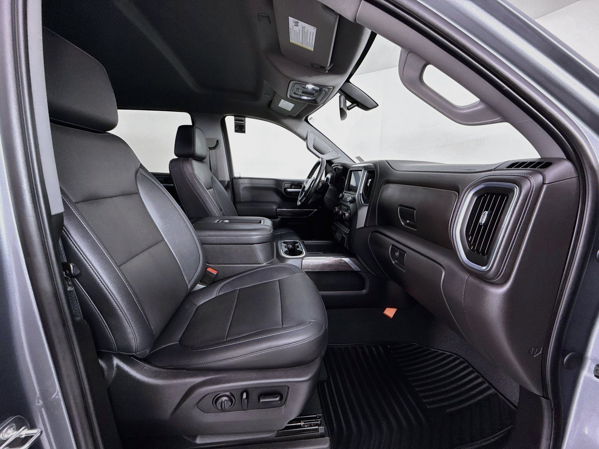 Certified 2021 Chevrolet Silverado 1500 LTZ AWD/4WD image 28