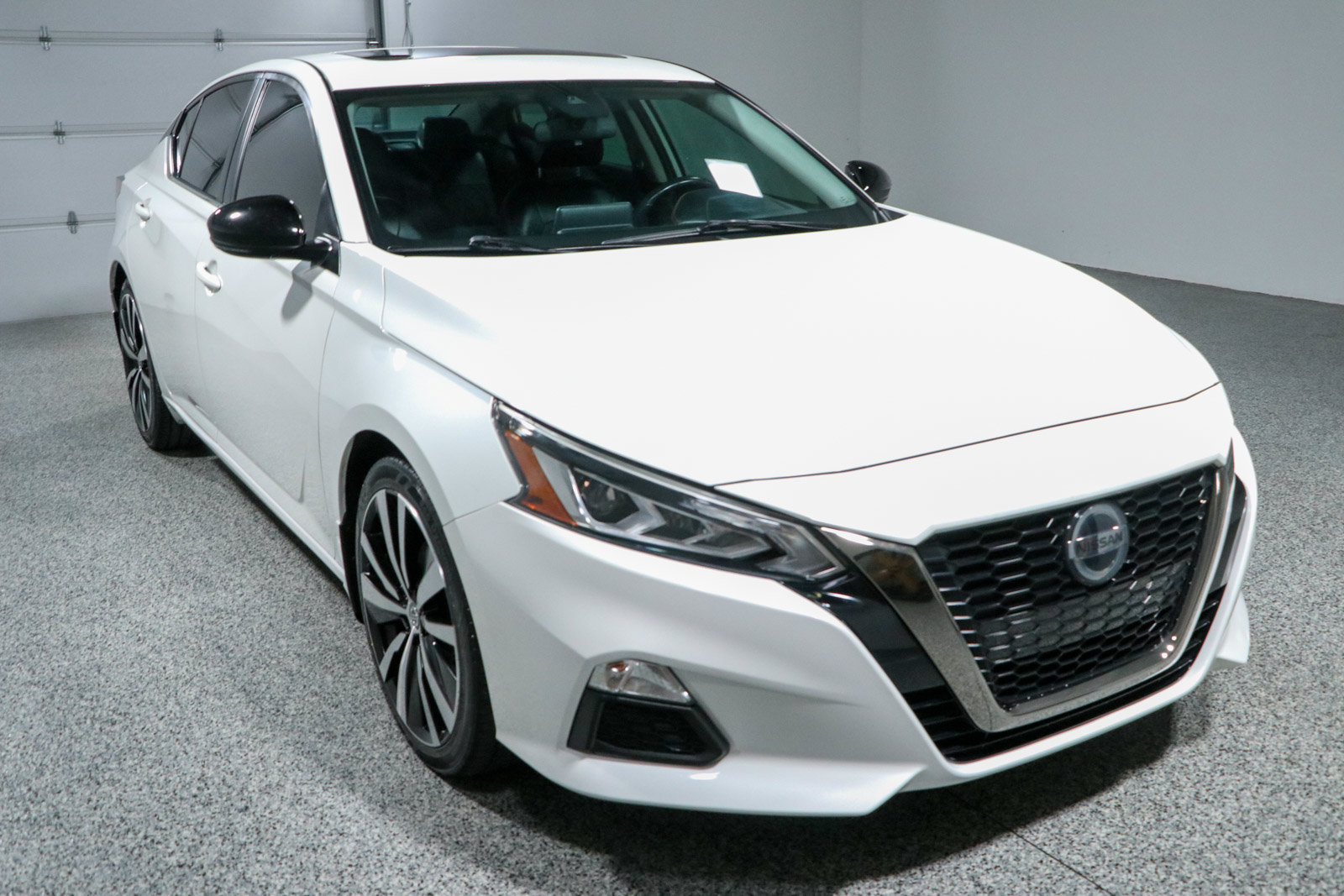 Used 2021 Nissan Altima 2.5 SR w/ SR Premium Package FWD image 5