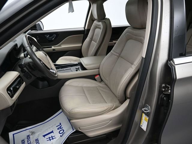 Used 2020 Lincoln Aviator Reserve w/ Equipment Group 201A image 12