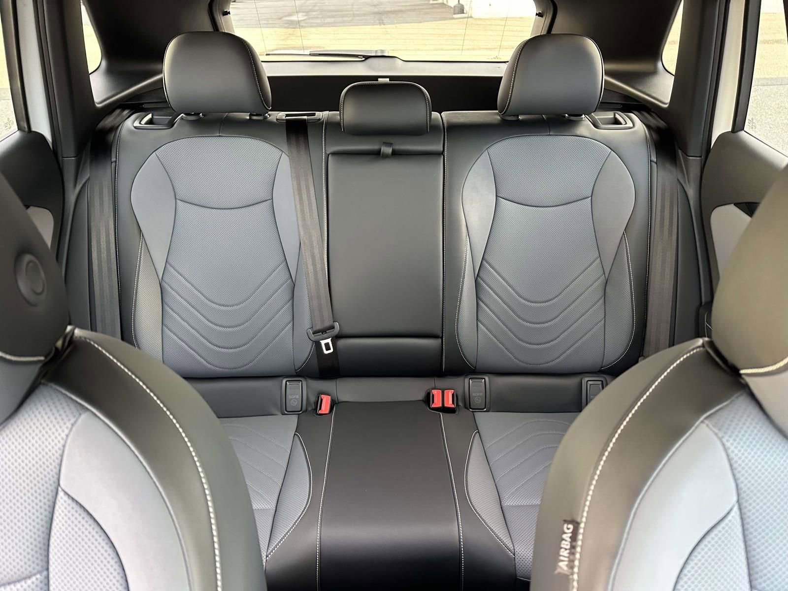 New 2026 Volkswagen Tiguan SE R-Line image 14