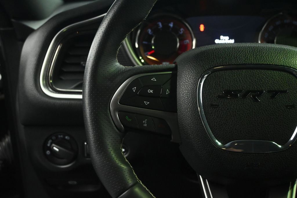 Used 2015 Dodge Challenger SRT Hellcat RWD image 42