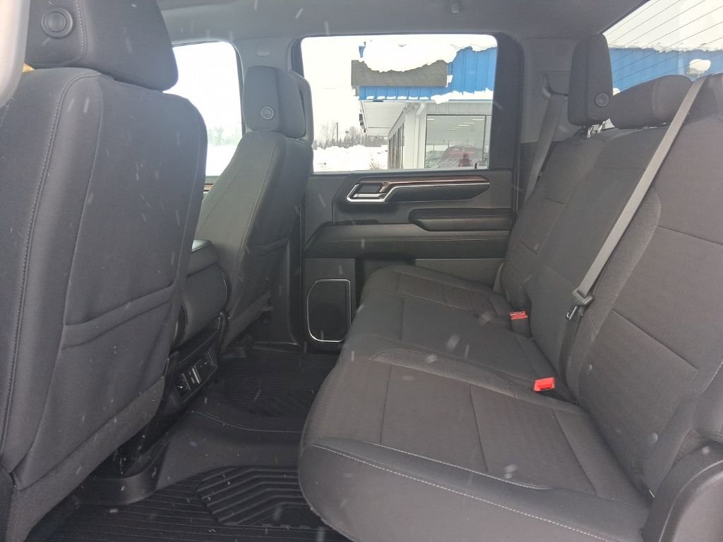 Used 2024 Chevrolet Silverado 2500 LT image 16