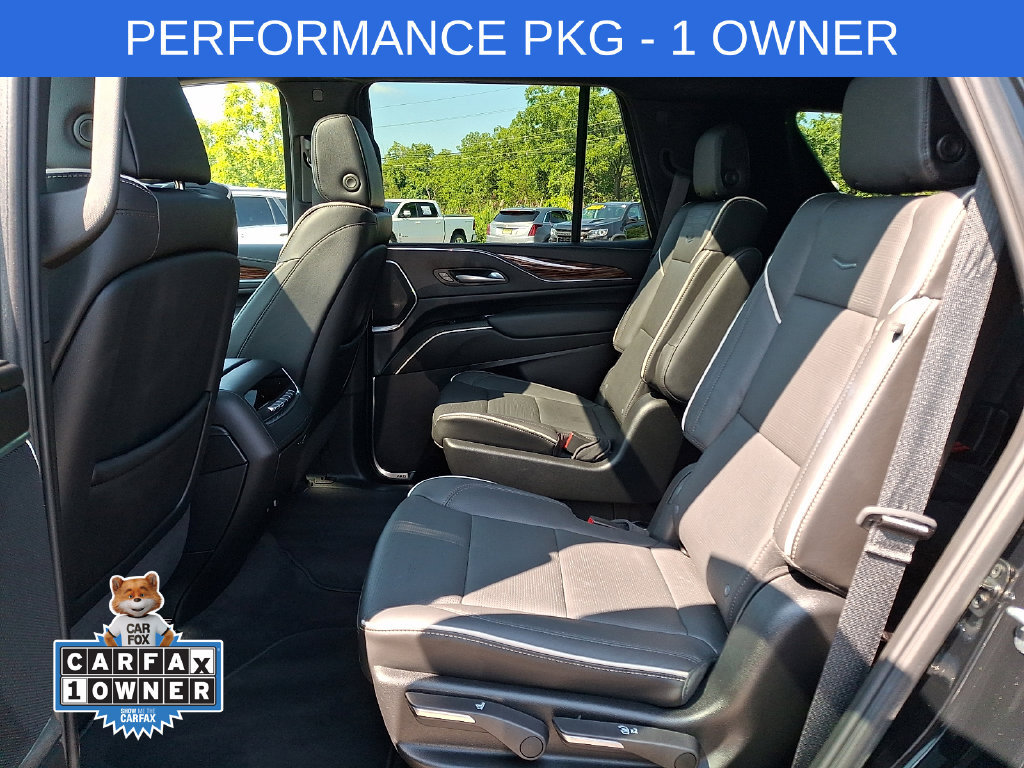 Used 2024 Cadillac Escalade Premium Luxury w/ Performance Package AWD/4WD image 10