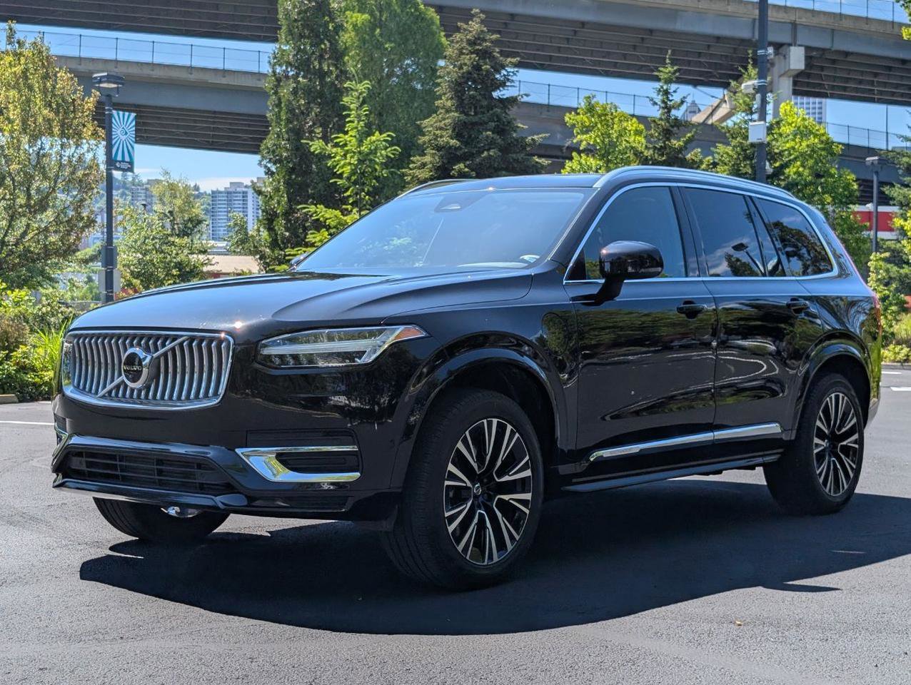 Used 2023 Volvo XC90 T8 Plus AWD/4WD image 3