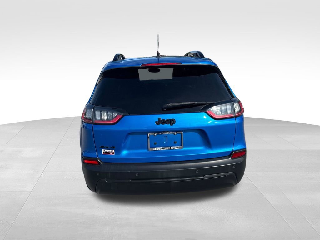 Used 2021 Jeep Cherokee Latitude Plus AWD/4WD image 5