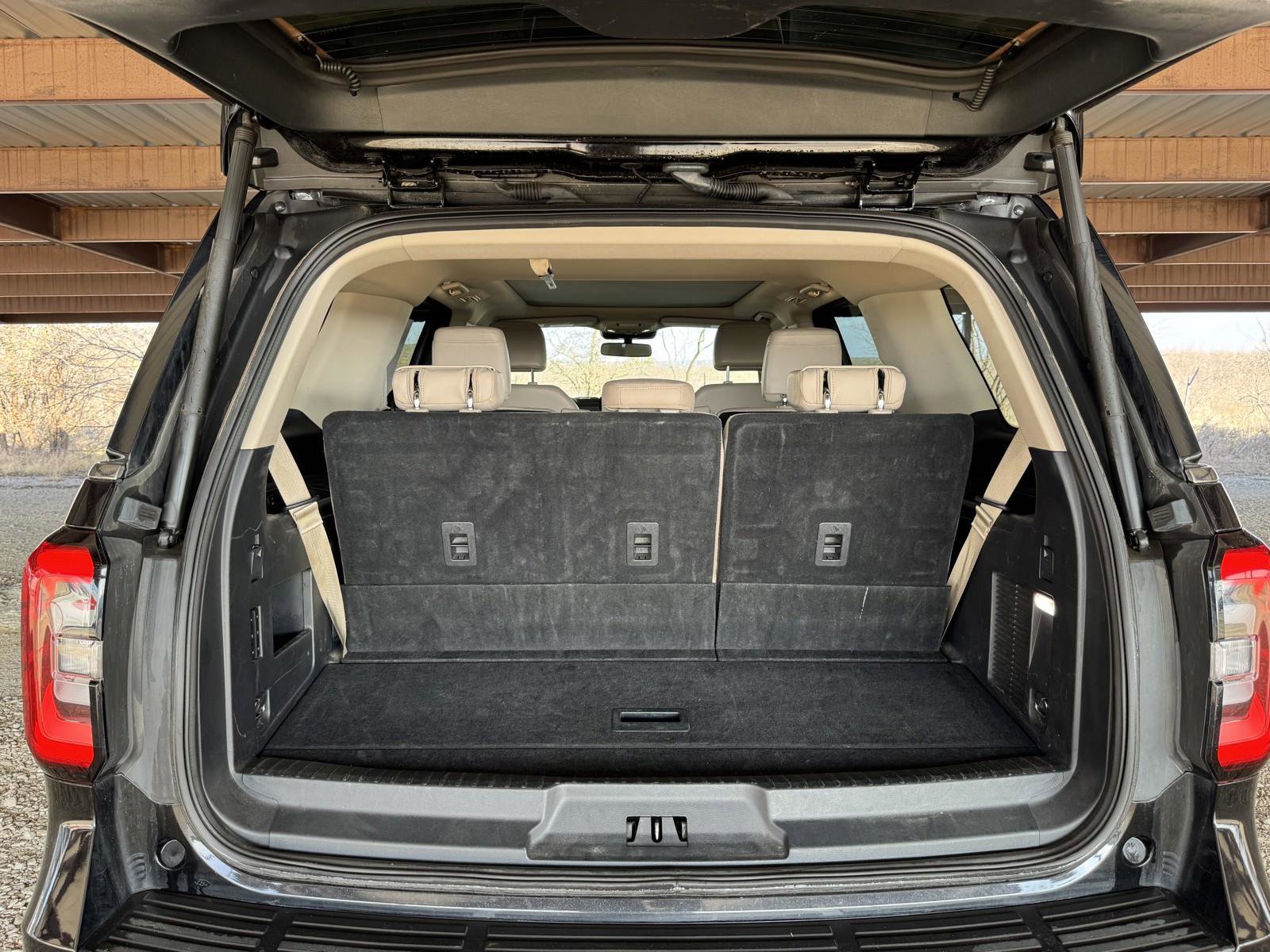 Used 2024 Ford Expedition Limited image 35