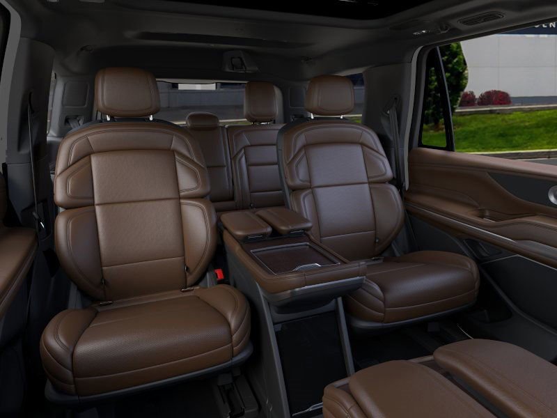 New 2025 Lincoln Navigator Reserve image 11