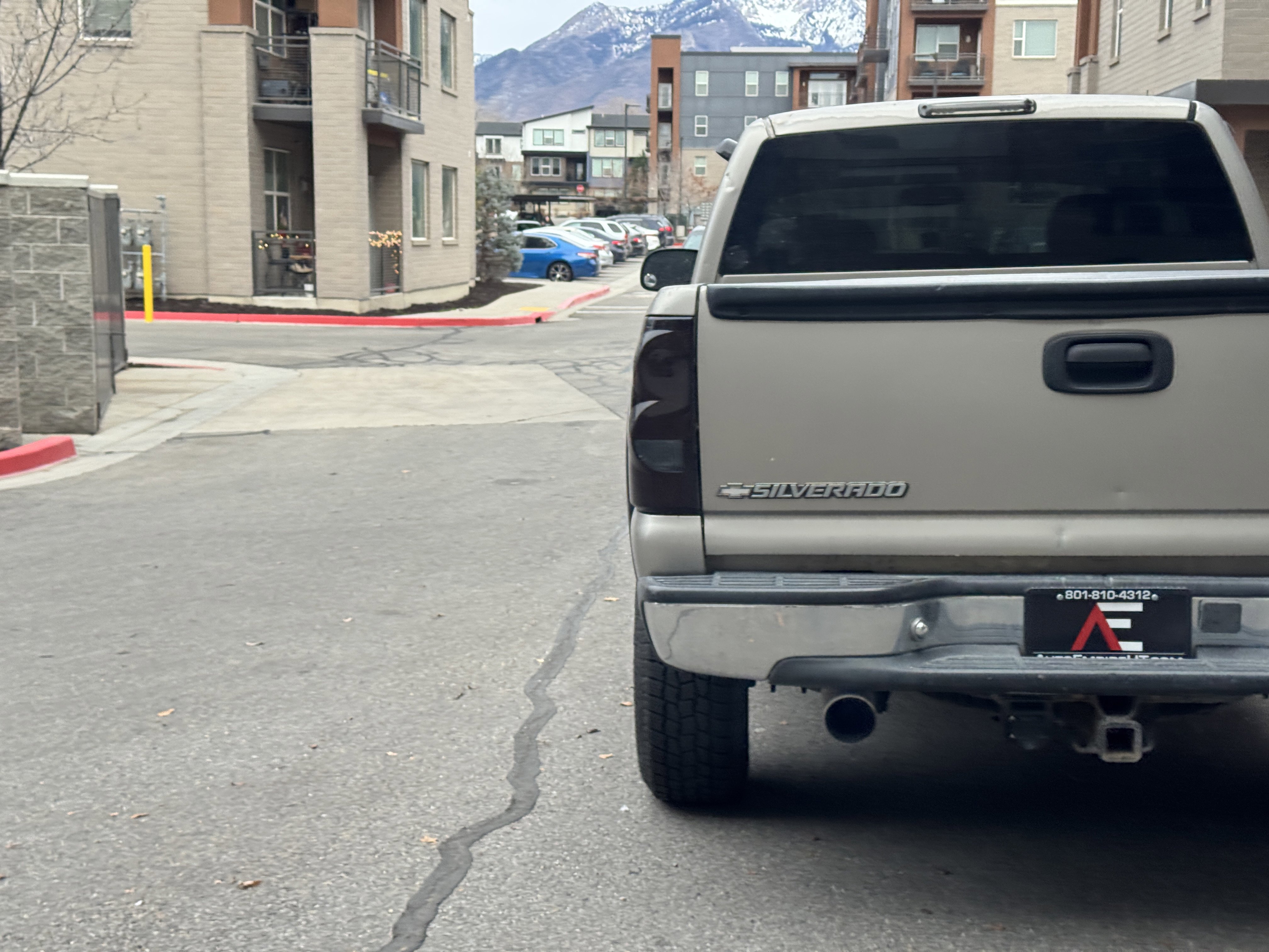 Used 2001 Chevrolet Silverado 2500 LS w/ Firm Ride Suspension Pkg image 5