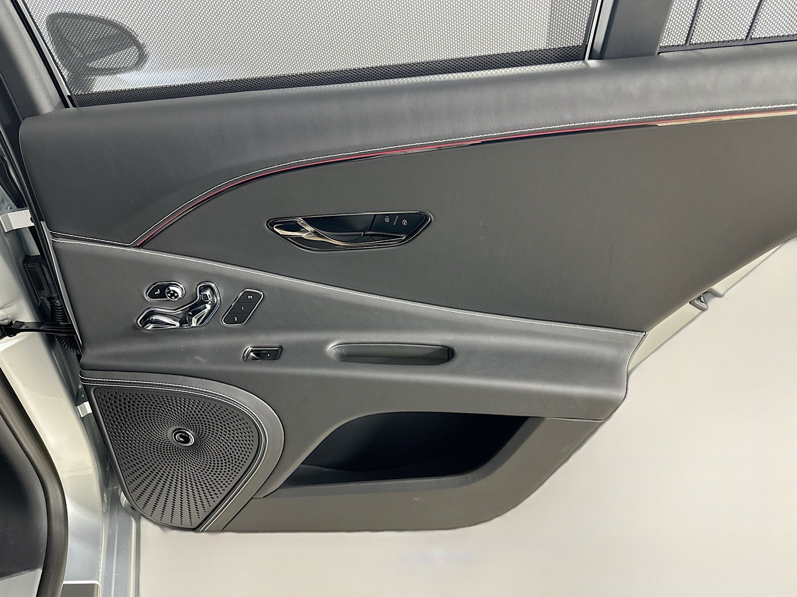 New 2026 Bentley Flying Spur V8 AWD/4WD image 45