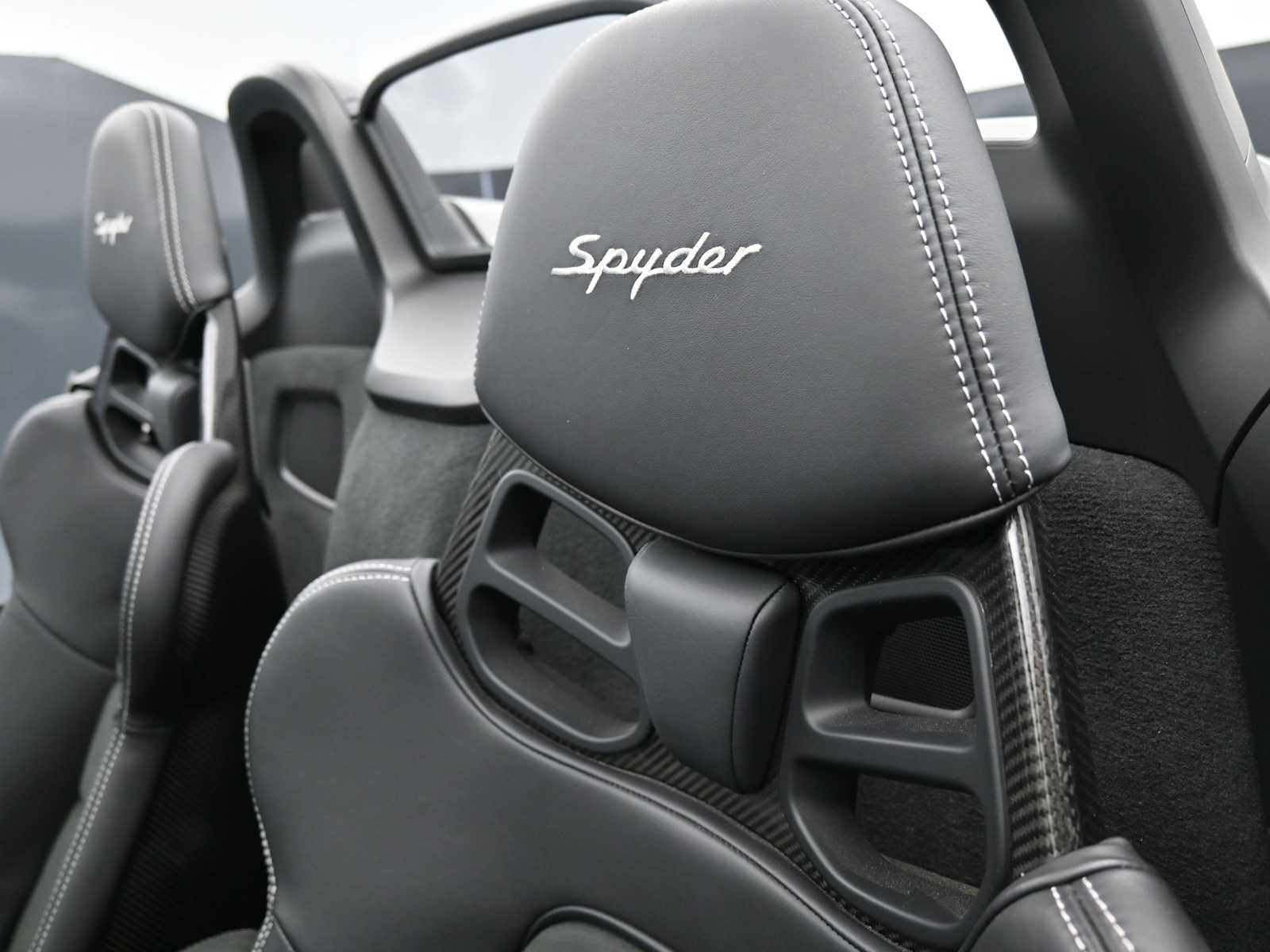 Certified 2023 Porsche 718 Boxster Spyder image 9