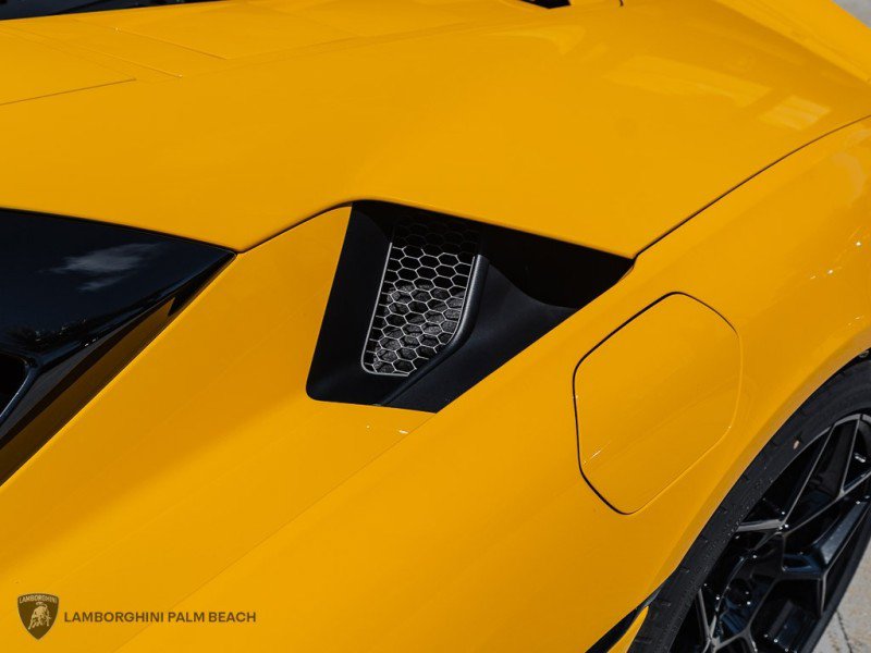 Used 2026 Lamborghini Temerario AWD/4WD image 8
