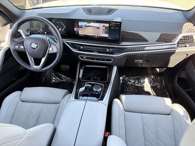 Used 2024 BMW X5 sDrive40i w/ Parking Assistance Package RWD image 16