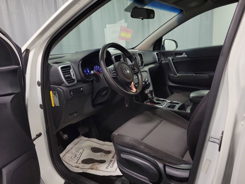 Used 2019 Kia Sportage LX image 13