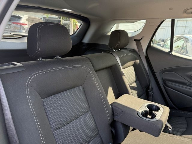 Used 2022 GMC Terrain SLE w/ Driver Convenience Package AWD/4WD image 16