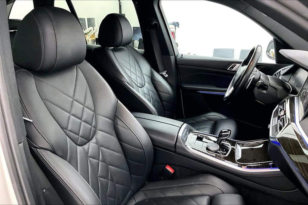 Used 2023 BMW X5 sDrive40i image 11