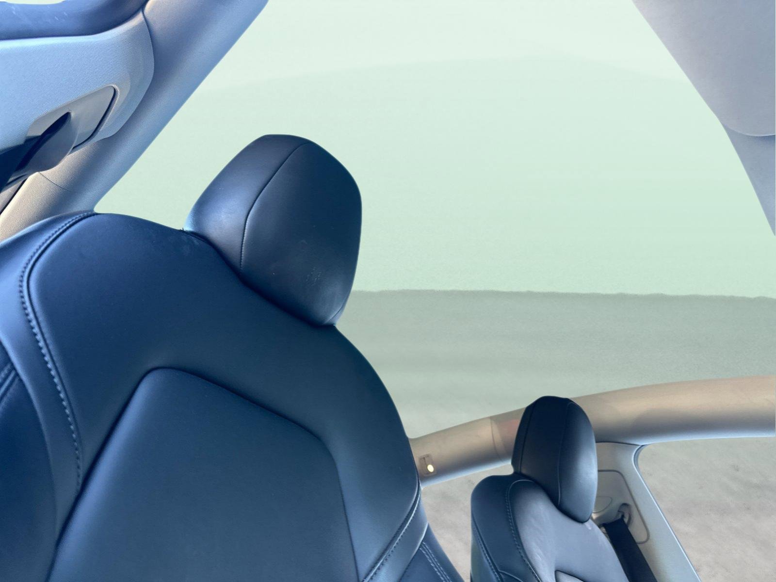 Used 2021 Tesla Model Y Long Range image 17