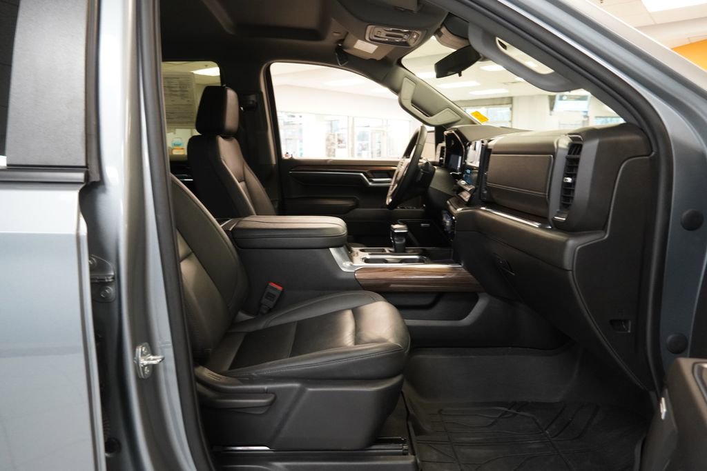 Used 2023 Chevrolet Silverado 1500 RST w/ Rally Edition image 27
