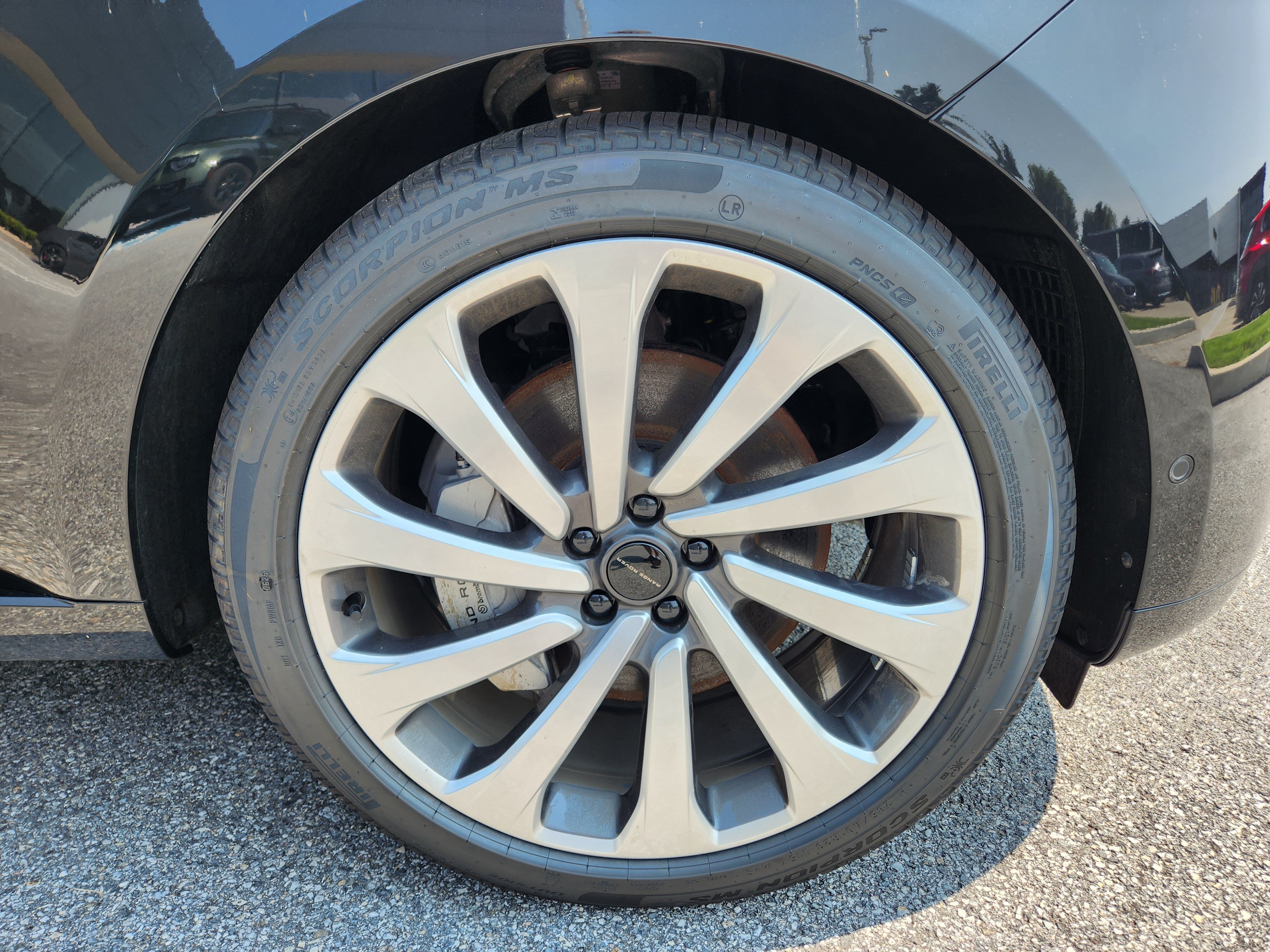 New 2026 Land Rover Range Rover SE AWD/4WD image 7