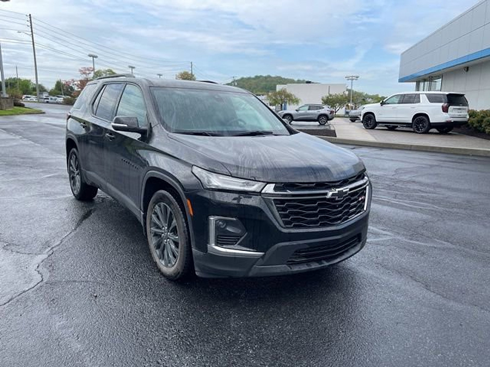 Certified 2023 Chevrolet Traverse RS AWD/4WD image 3