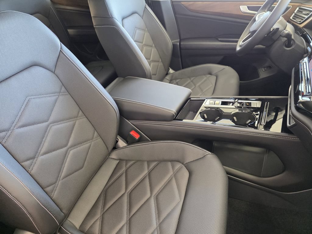 New 2026 Volkswagen Atlas SE FWD image 12