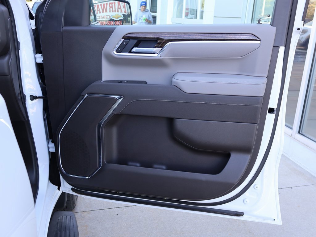 New 2025 GMC Sierra 1500 SLE image 36