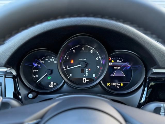 New 2026 Porsche Macan AWD/4WD image 22