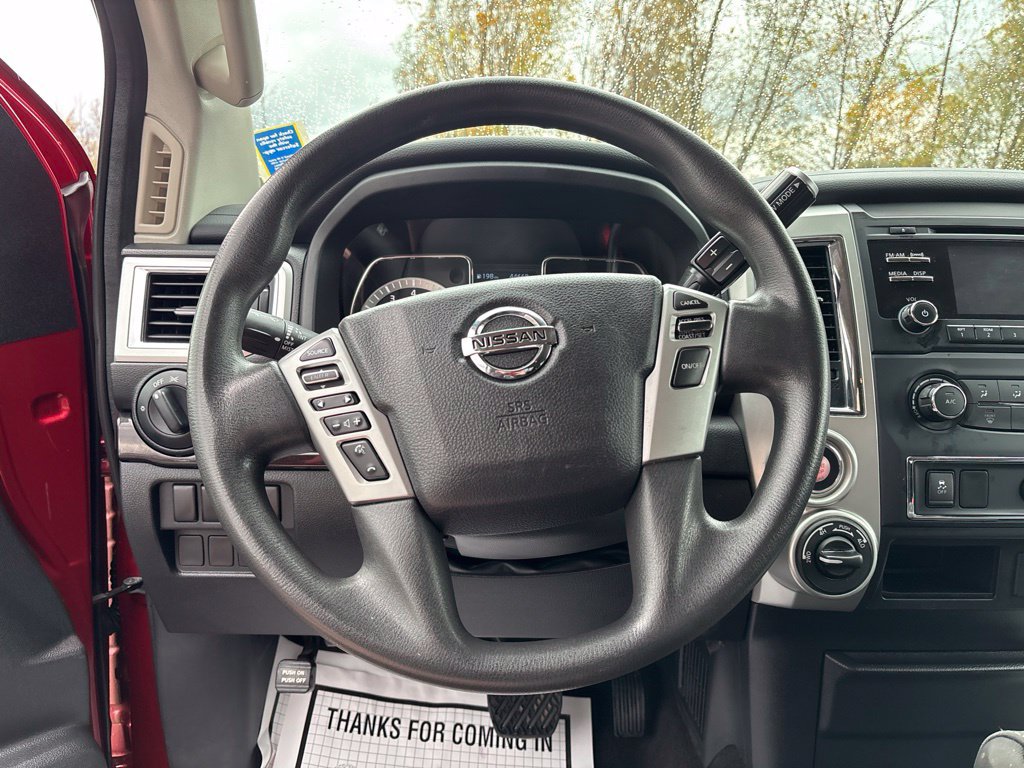 Used 2017 Nissan Titan SV AWD/4WD image 19