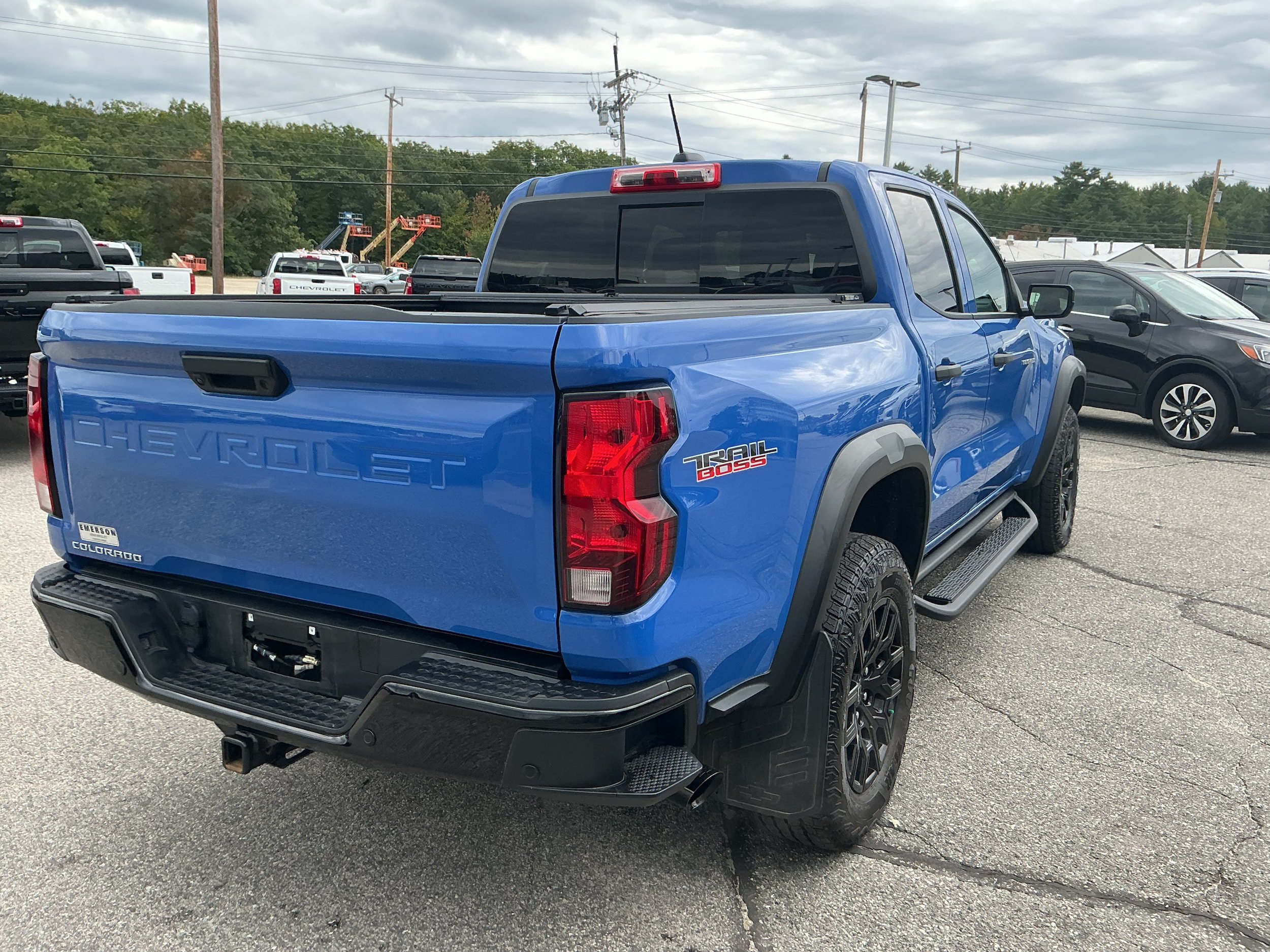 Certified 2025 Chevrolet Colorado Trail Boss AWD/4WD image 5