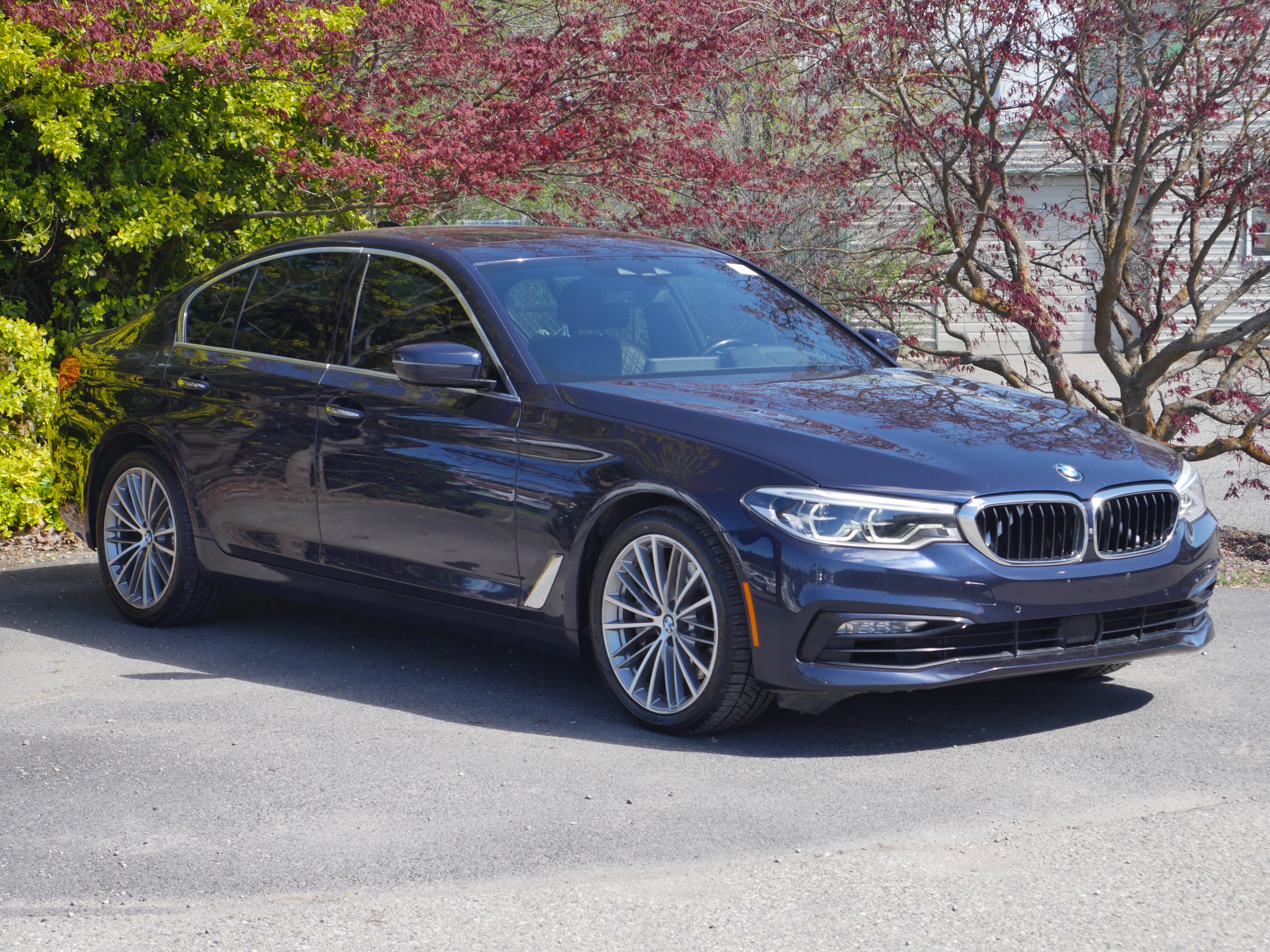 Used 2017 BMW 540i xDrive image 32