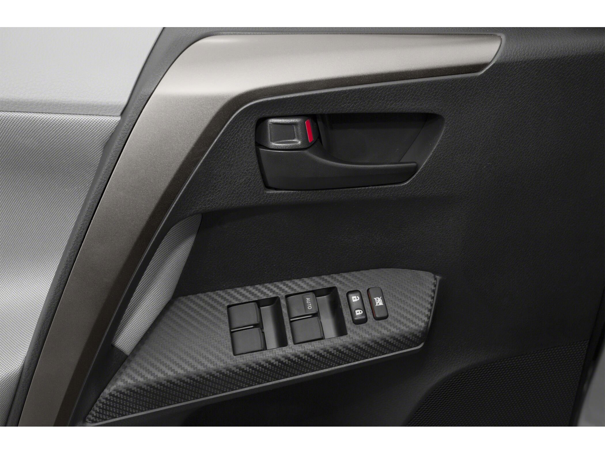 Used 2015 Toyota RAV4 LE image 22