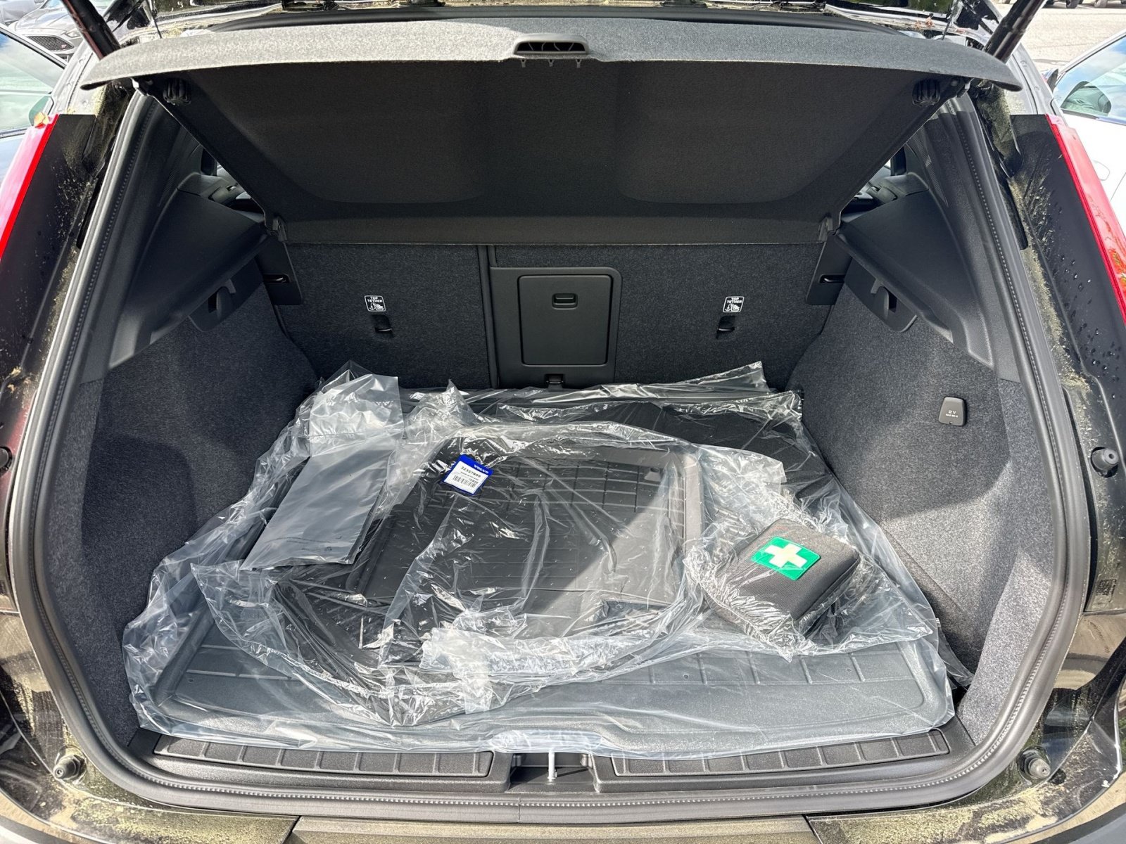 New 2026 Volvo XC40 B5 Ultra w/ Protection Package Premier AWD/4WD image 26