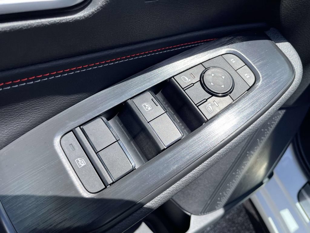 New 2026 Nissan Sentra SR w/ Floor Mat Package FWD image 13