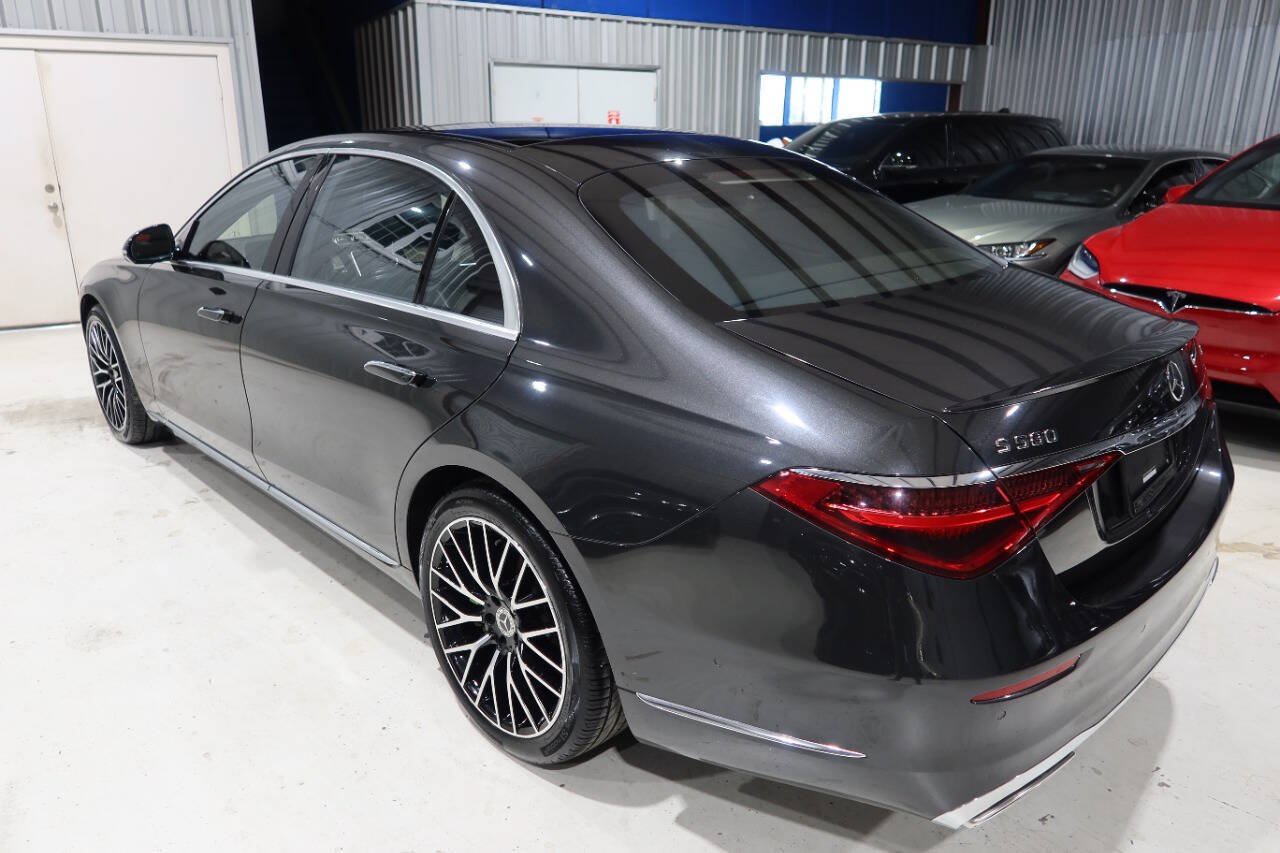 Used 2021 Mercedes-Benz S 580 4MATIC Sedan image 3