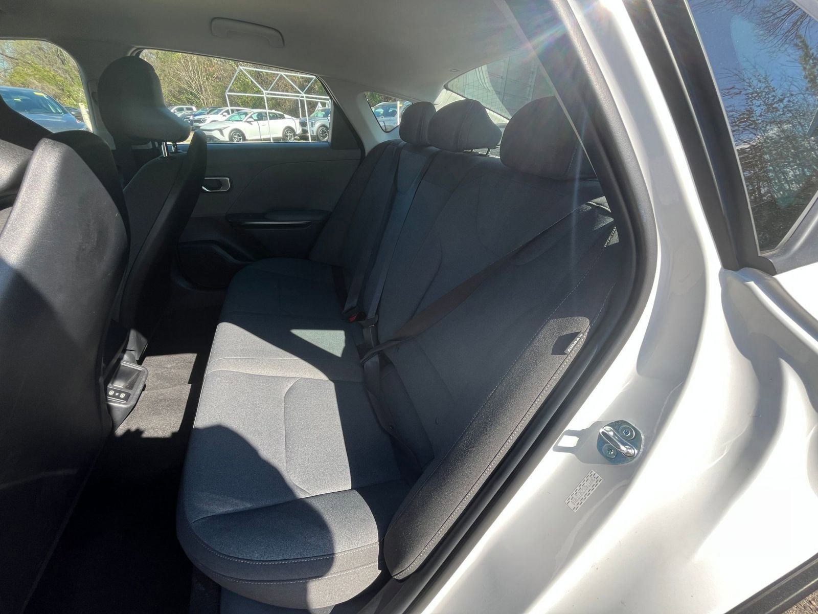 Used 2025 Kia K4 LXS image 35