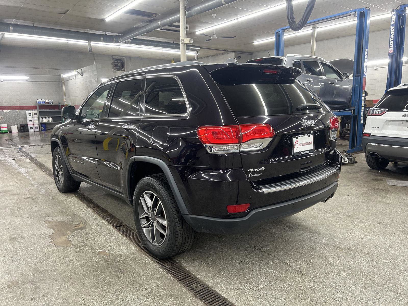 Used 2019 Jeep Grand Cherokee Limited w/ Luxury Group II image 8
