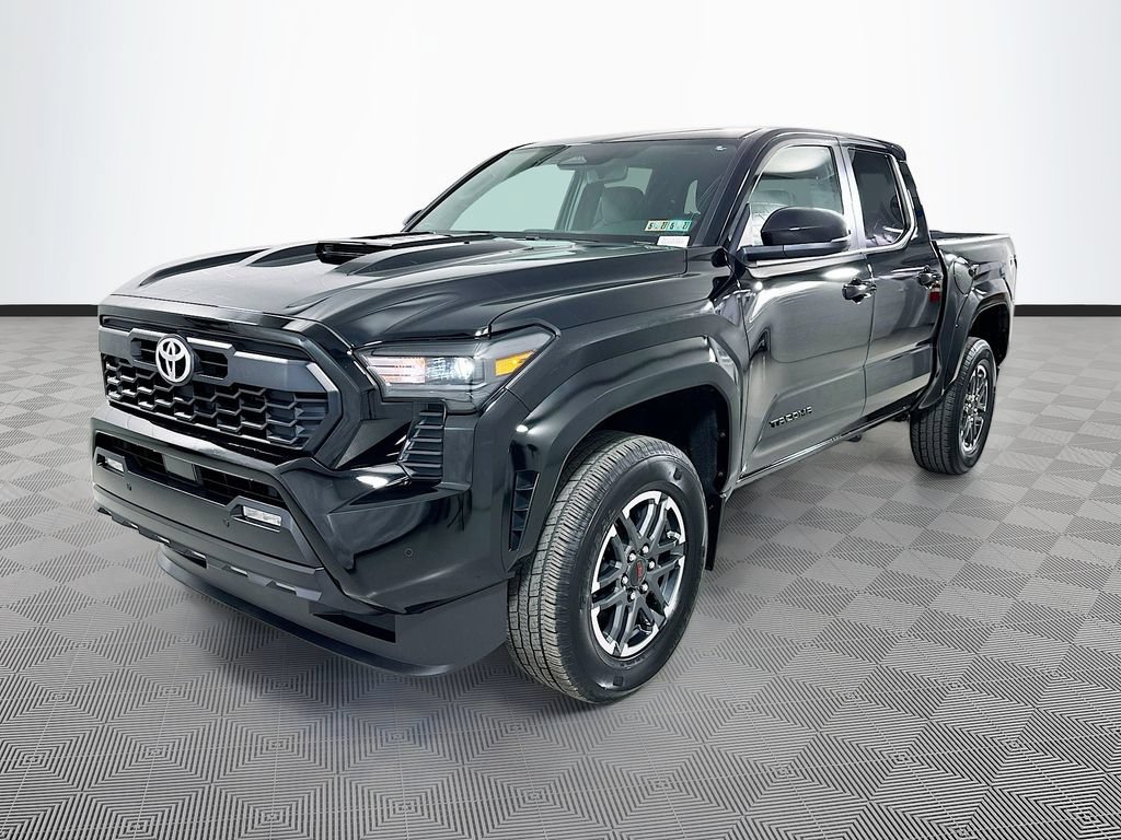 Certified 2024 Toyota Tacoma TRD Sport w/ TRD Sport Upgrade Package AWD/4WD image 3