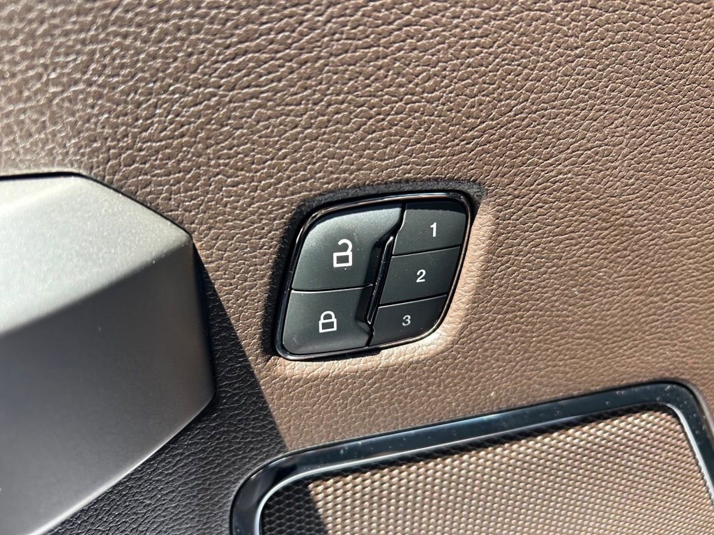 Used 2019 Ford F150 King Ranch w/ Equipment Group 601A Luxury image 57