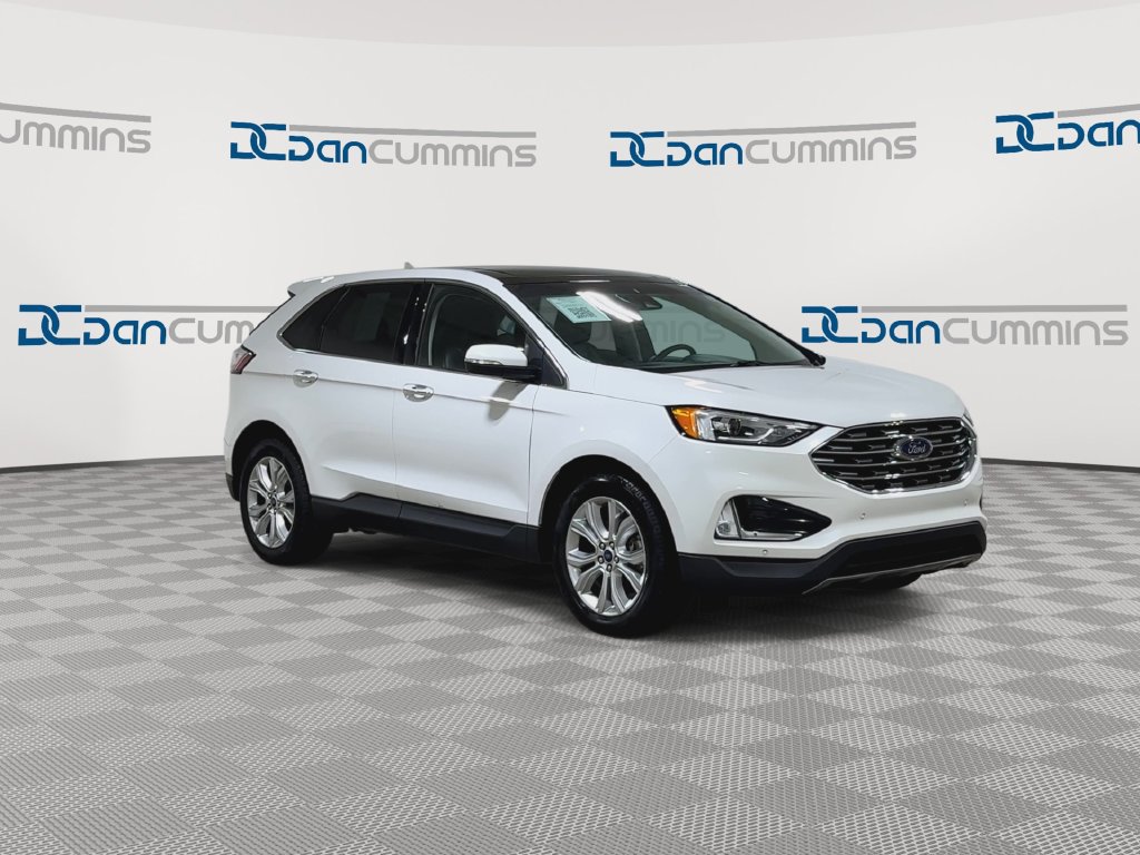 Used 2020 Ford Edge Titanium w/ Class II Trailer Tow Package AWD/4WD image 2
