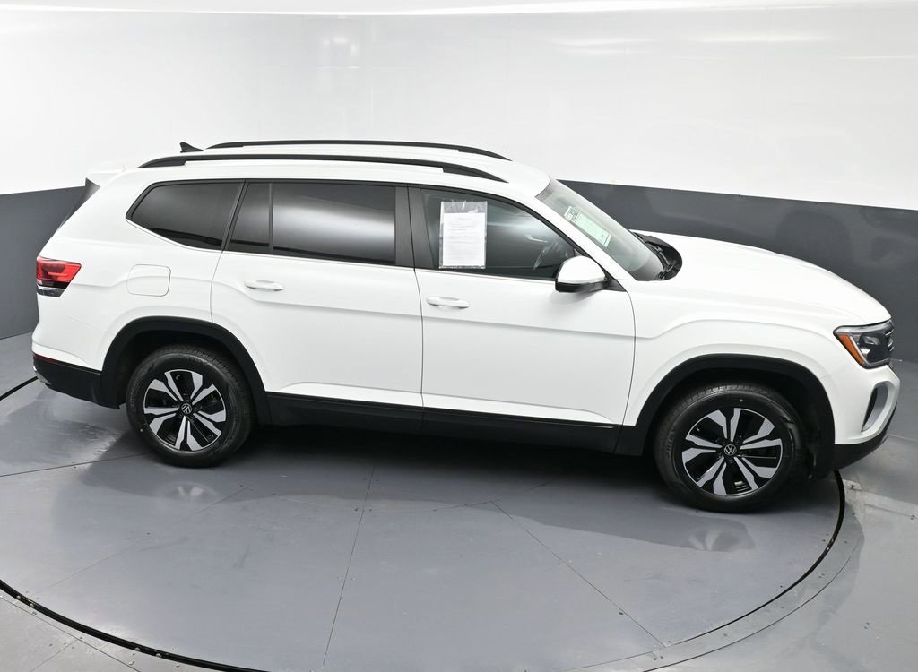 Used 2024 Volkswagen Atlas SE image 49