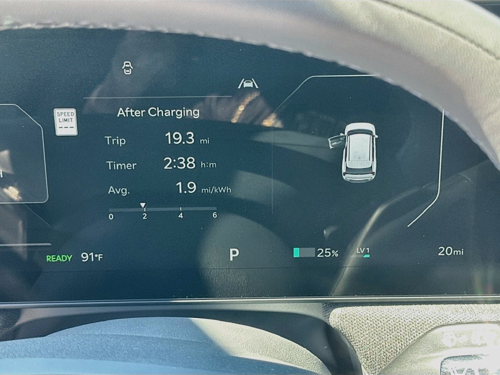 New 2027 Kia EV3 Land FWD image 12