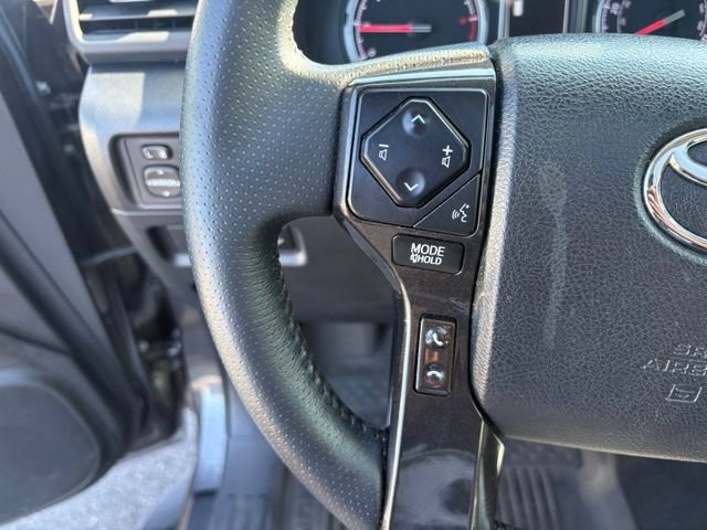 Used 2022 Toyota 4Runner TRD Off-Road Premium w/ Moonroof Package AWD/4WD image 37