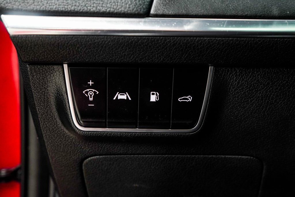 Used 2023 Kia Stinger GT2 image 39