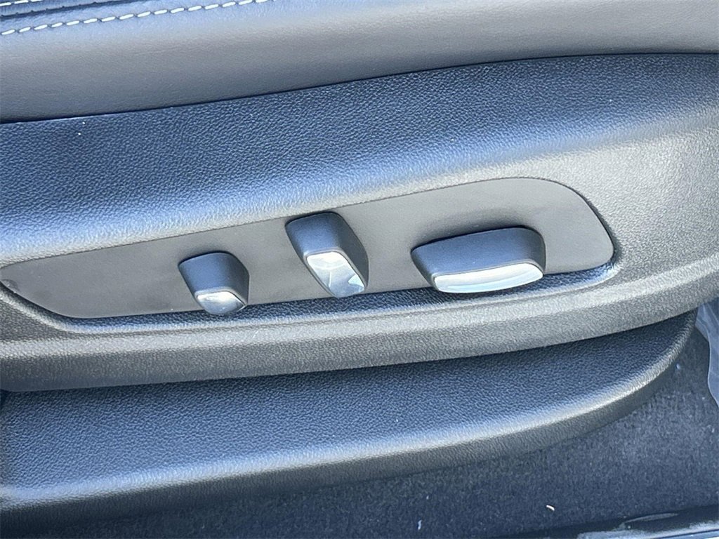 New 2025 Cadillac XT5 Premium Luxury image 32