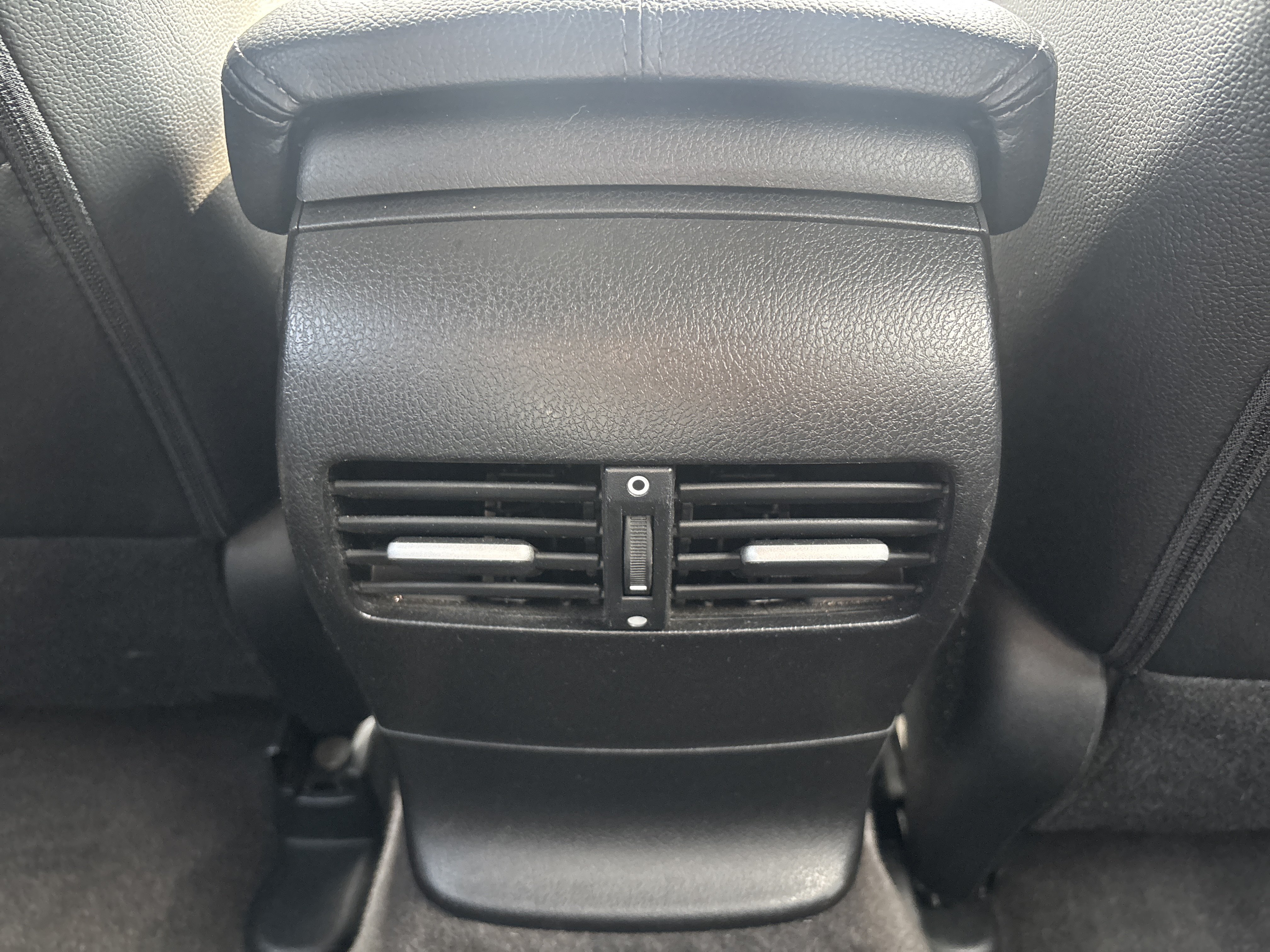 Used 2015 Honda Crosstour EX-L image 14