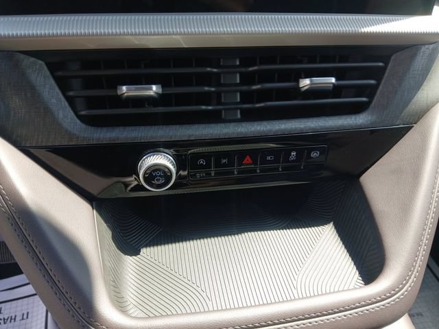Certified 2026 Ford Explorer Platinum RWD image 23