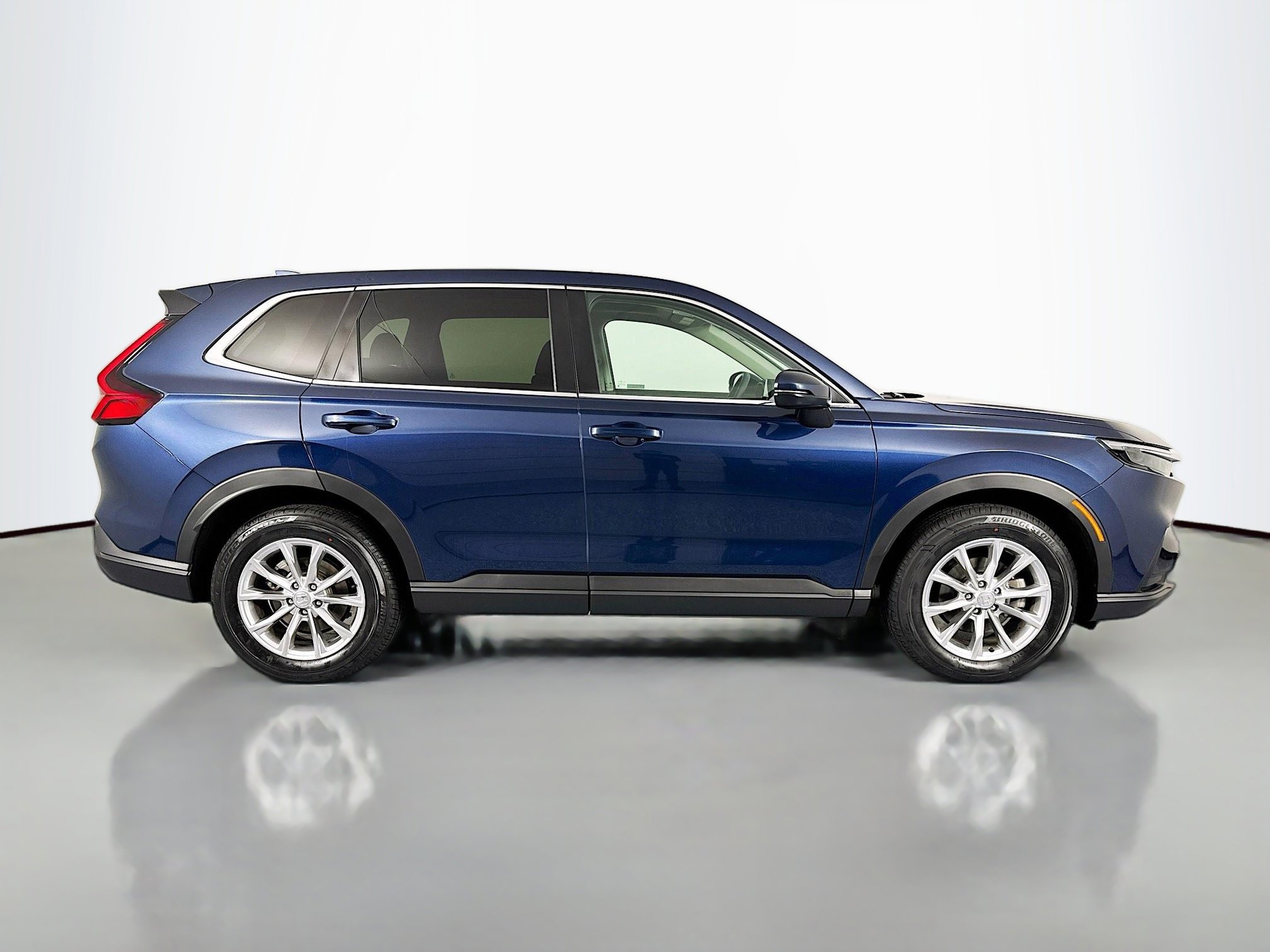 Certified 2024 Honda CR-V EX image 4