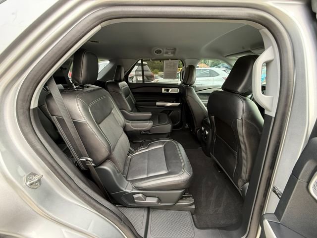 Used 2021 Ford Explorer Limited w/ Equipment Group 301A image 10